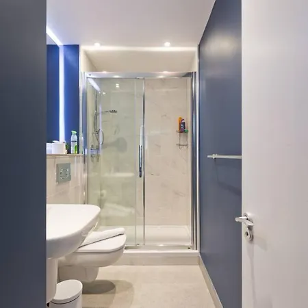 Apartment 2 Bedroom Rooftop In Temple Bar Sleeps 6 Dublin